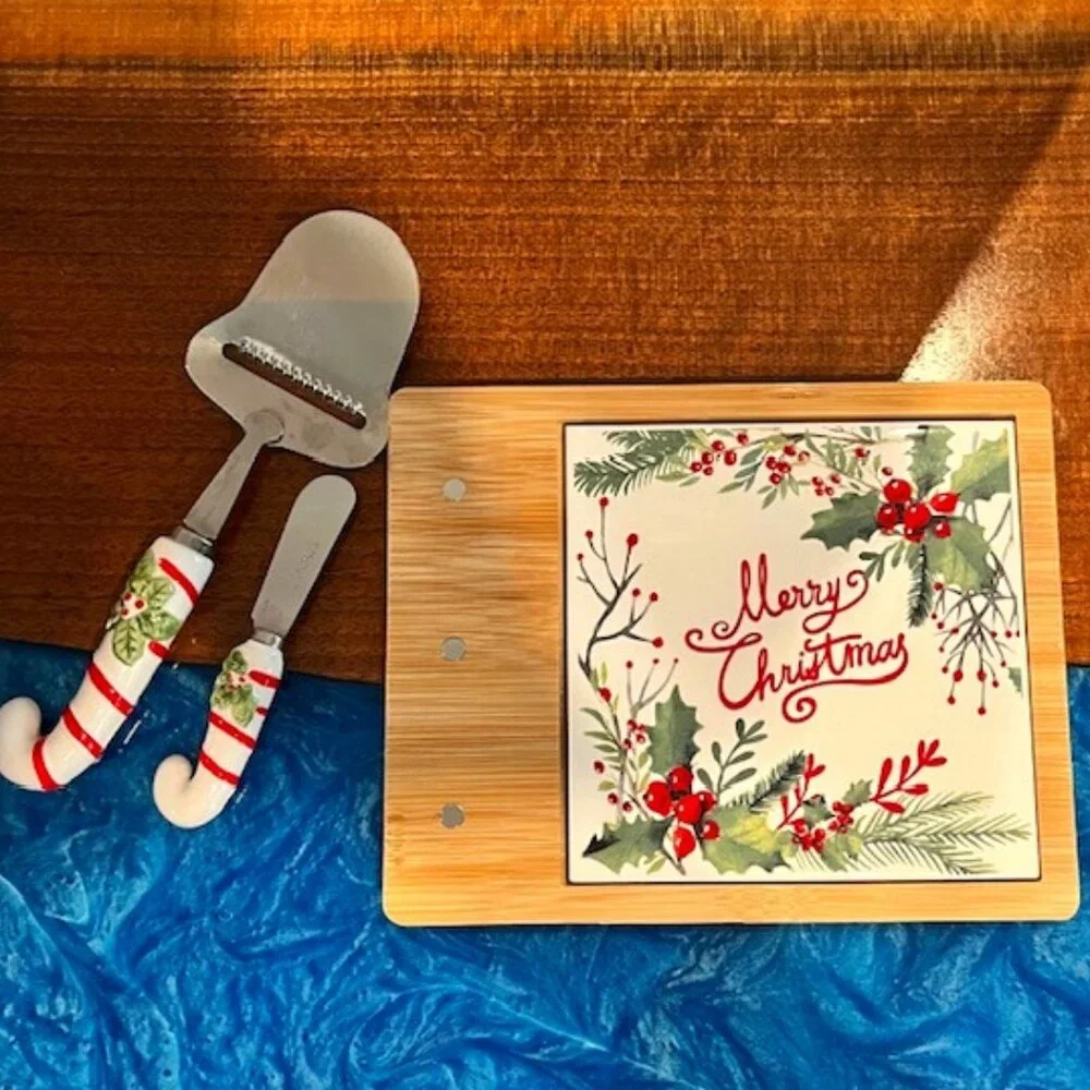 Merry Christmas Cheese Cutting Magnetic Board Serving Tray Slicer Spreader